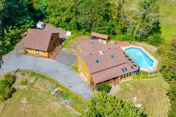 9 Upland Road, Plympton, MA 02367