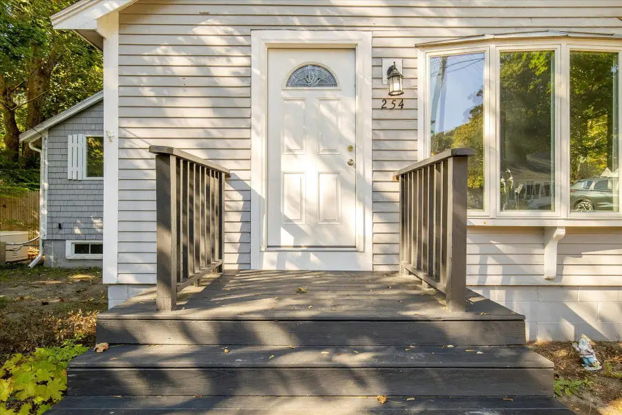 254 Barlows Landing Road, Pocasset, MA 02559 - #2