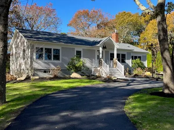 53 Eel River Road, East Falmouth, MA 02536