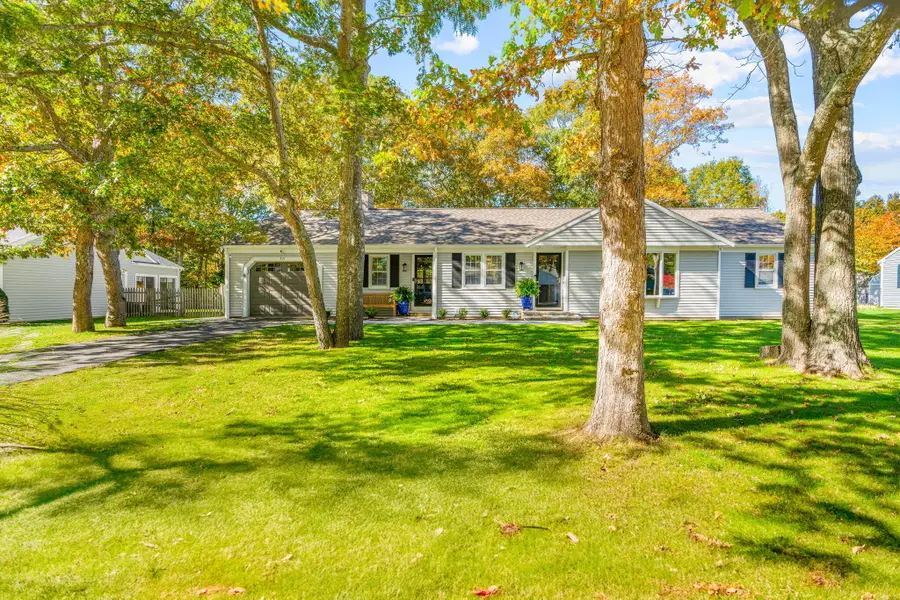 315 Prince Hinckley Road, Centerville, MA 02632 - Image #2