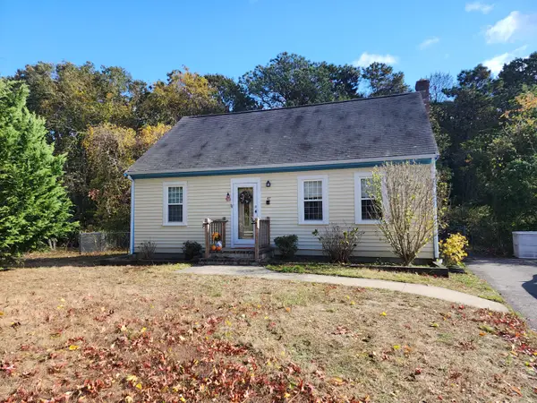 47 Canterbury Lane, Teaticket, MA 02536