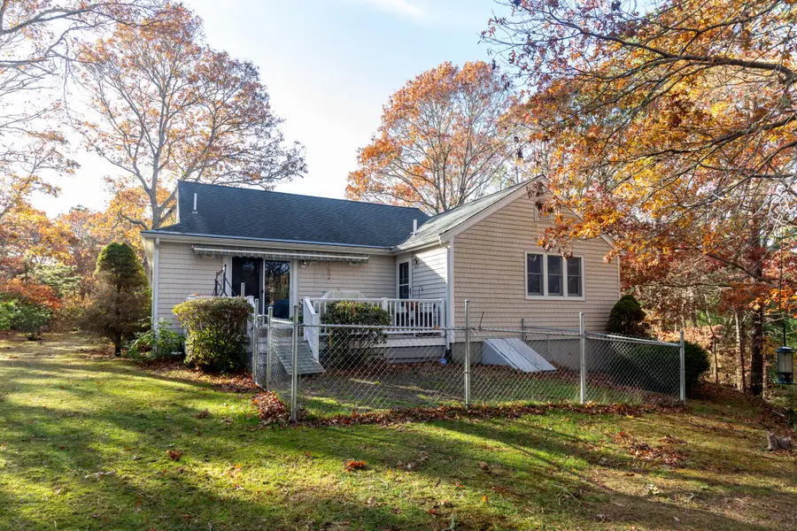 64 Ashton Avenue, Teaticket, MA 02536 - Image #3