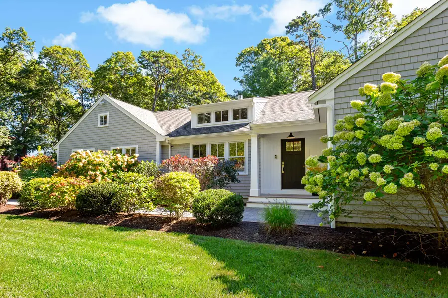 564 Cotuit Bay Drive, Cotuit, MA 02635 - Image #3