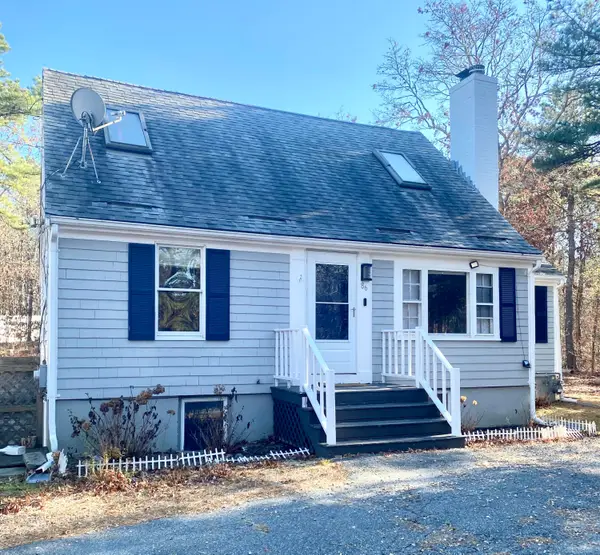 86 Lowell Road, Mashpee, MA 02649