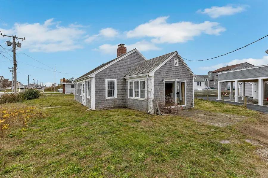 2 Freeman Avenue, Sandwich, MA 02563 - Image #3