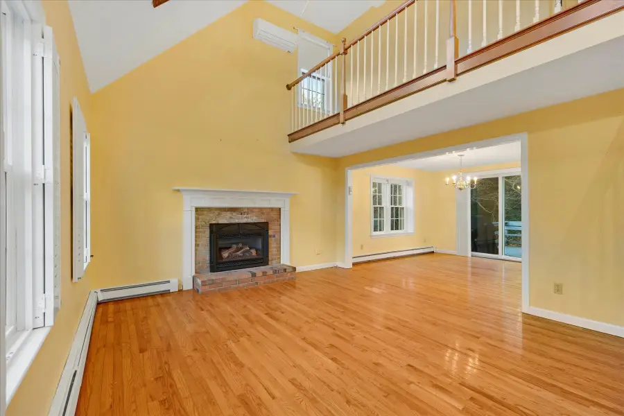 28 Peacock Drive, Hyannis, MA 02601 - Image #2