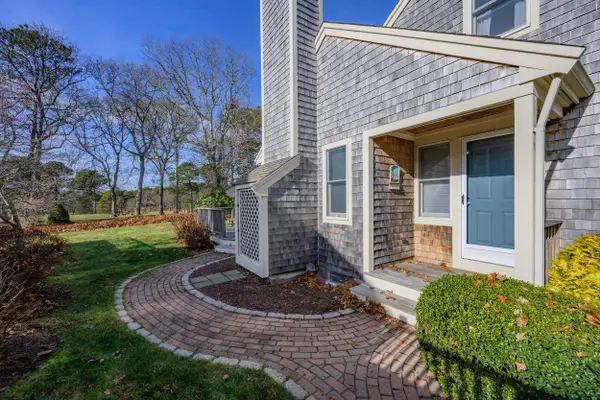 29 Boxwood Circle, Yarmouth Port, MA 02675