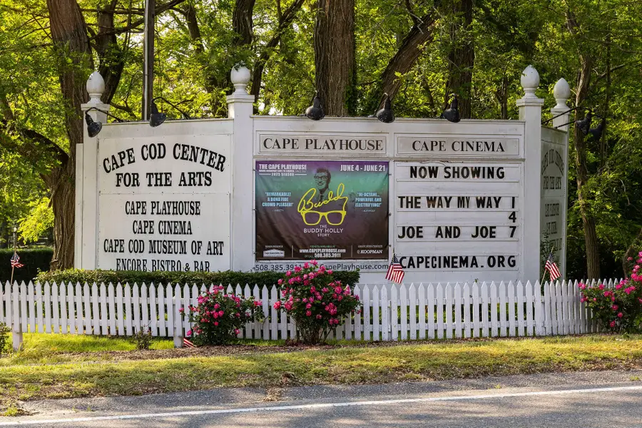 568 Route 6a, Dennis, MA 02638 - Image #3