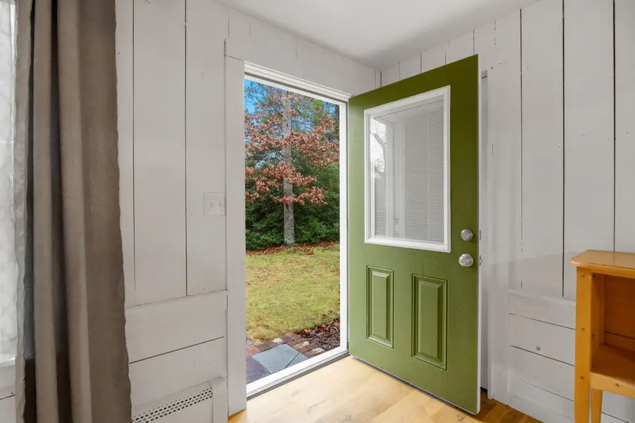 3 W Falmouth Highway, Falmouth, MA 02540 - Image #3