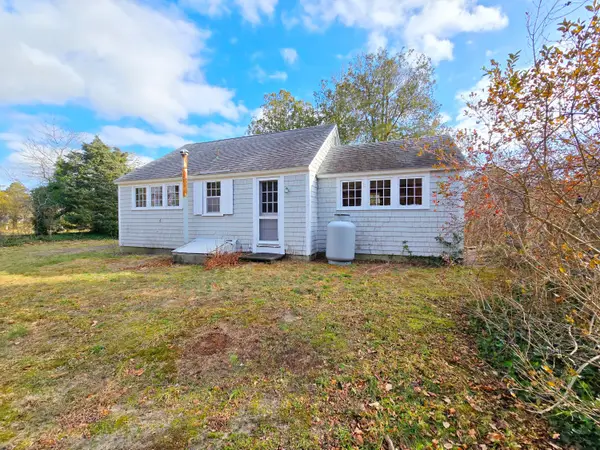 6 Penny Lane, Orleans, MA 02653