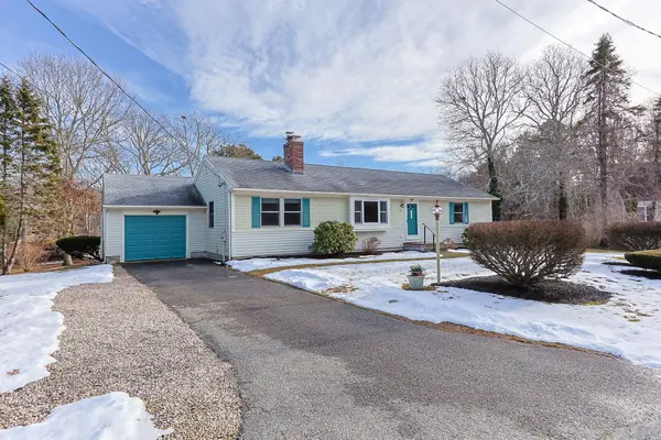 31 Cherub Lane, South Yarmouth, MA 02664