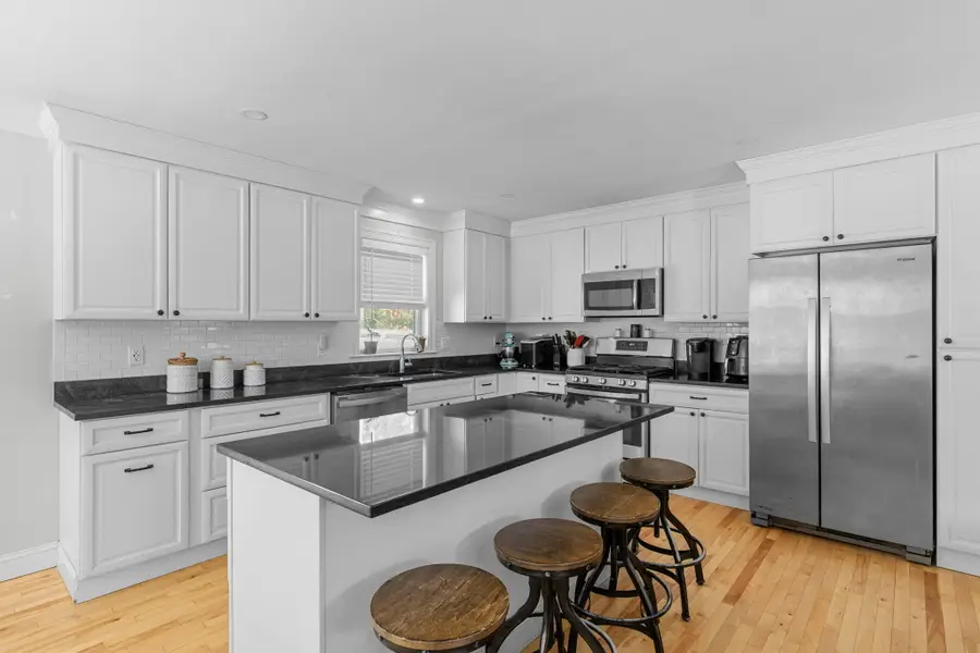 1597 Santuit Newtown Road, Cotuit, MA 02635 - Image #3