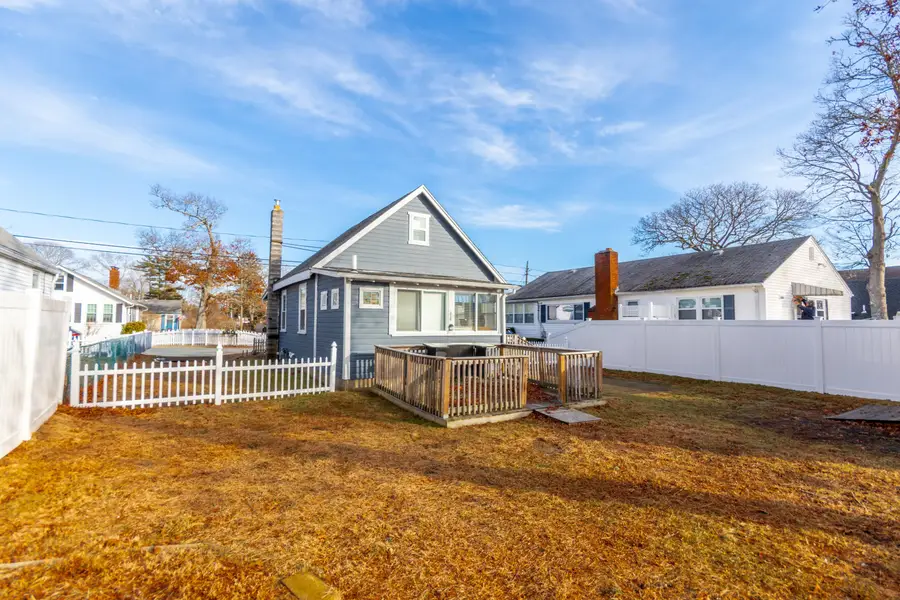 21 Bayview Street, Wareham, MA 02571 - Image #2