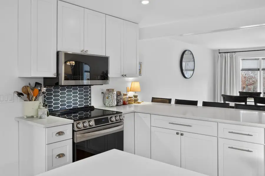 24 Surrey Lane, Sandwich, MA 02563 - Image #3