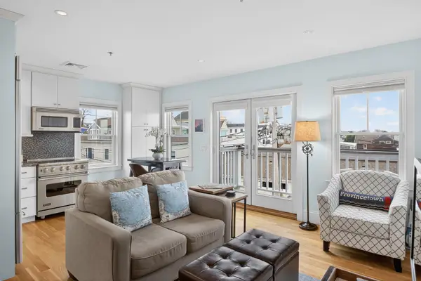 333 Commercial Street, Provincetown, MA 02657