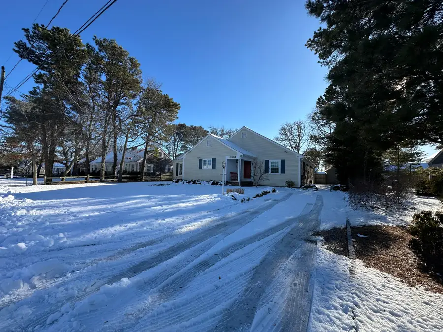 33 Kelleys Pond Road, West Dennis, MA 02670 - Image #3
