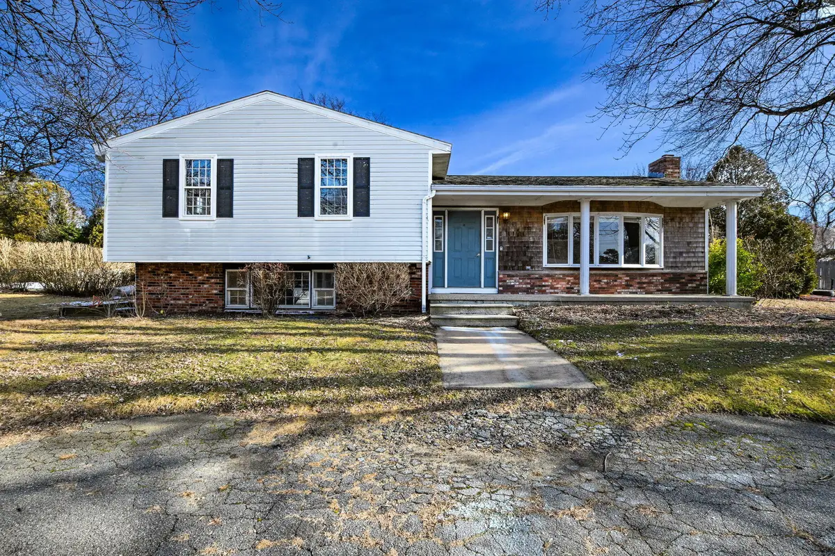 49 Broken Bow Lane, Teaticket, MA 02536 - Image #1