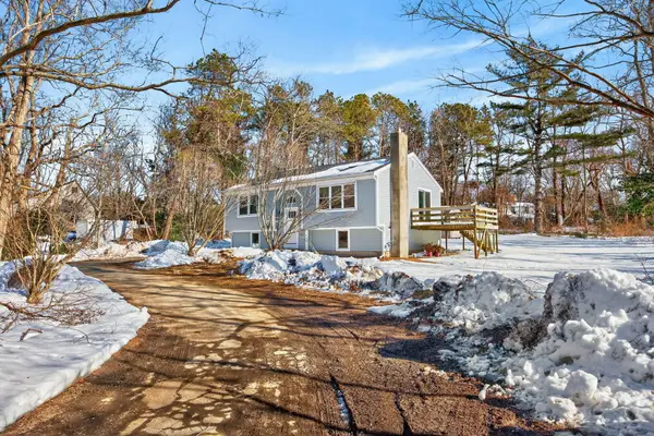 585 Old Falmouth Road, Marstons Mills, MA 02648