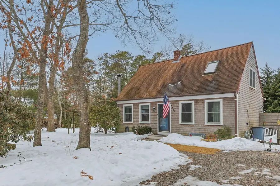 25 Rainbow Lane, Mashpee, MA 02649 - #2