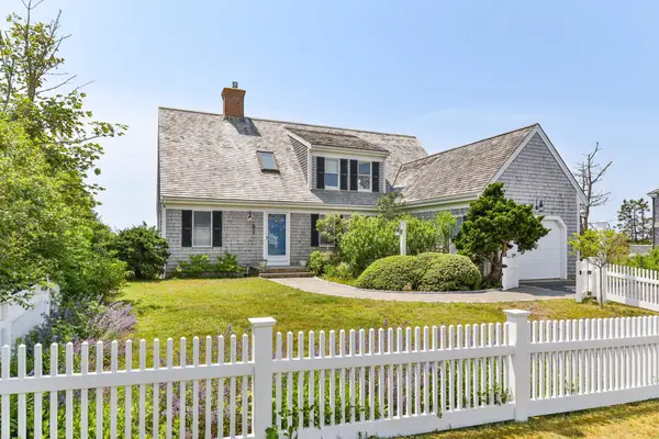 7 Sea Street, Harwich Port, MA 02646