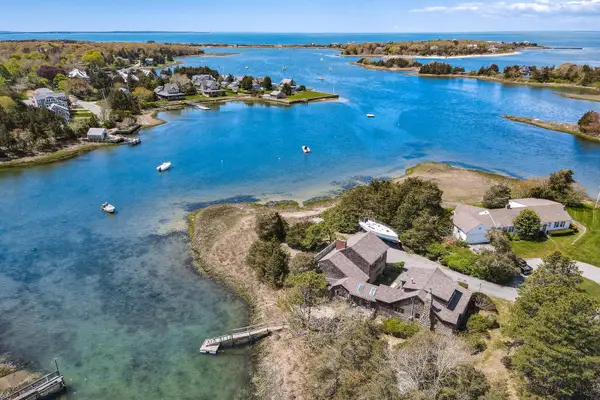 102 Nashawena Street, Falmouth, MA 02540