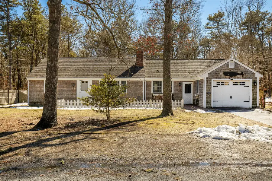 27 Cogswell Path, West Yarmouth, MA 02673 - #2