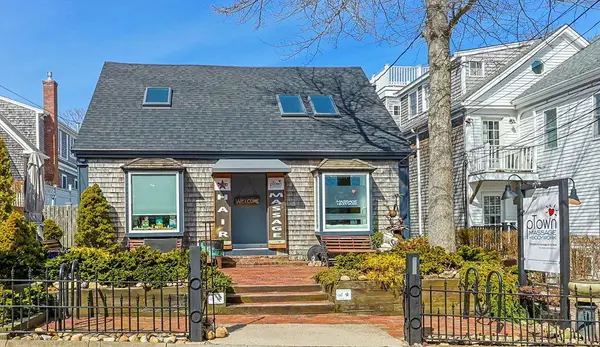 182 Commercial Street, Provincetown, MA 02657