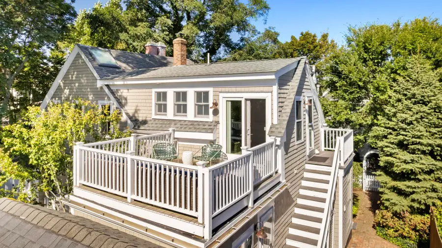 12 Cottage Street, Provincetown, MA 02657 - #3