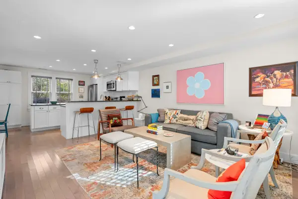 5 School Street, Provincetown, MA 02657