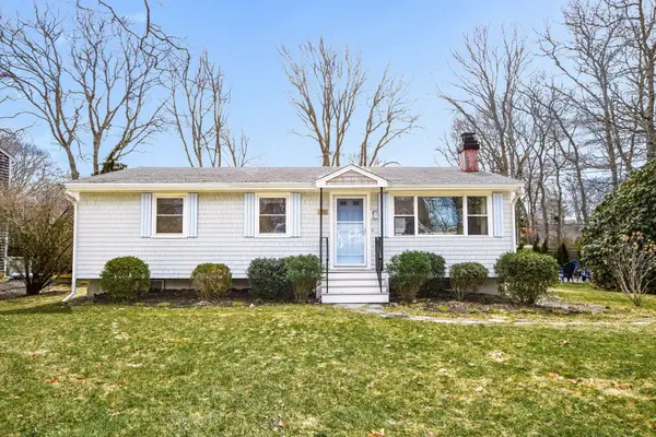 25 Toledo Street, Teaticket, MA 02536