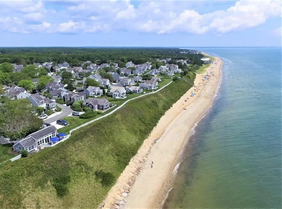 14 Hammock Pond Road, Mashpee, MA 02649 - #2