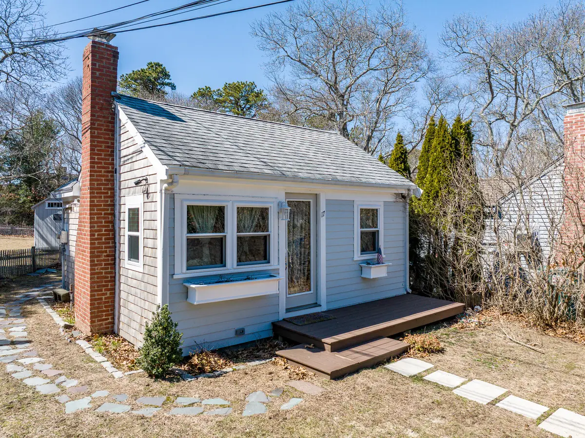 17 Ploughed Neck Road, East Sandwich, MA 02537 - #1
