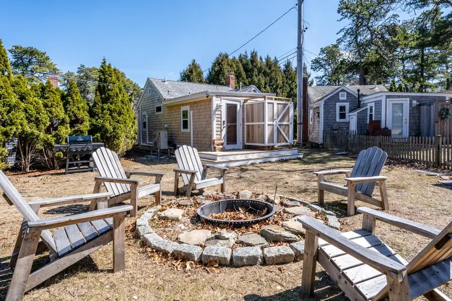 17 Ploughed Neck Road, East Sandwich, MA 02537 - #3