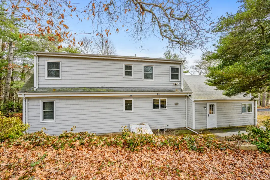33 Head Of The Bay Road, Buzzards Bay, MA 02532 - #3