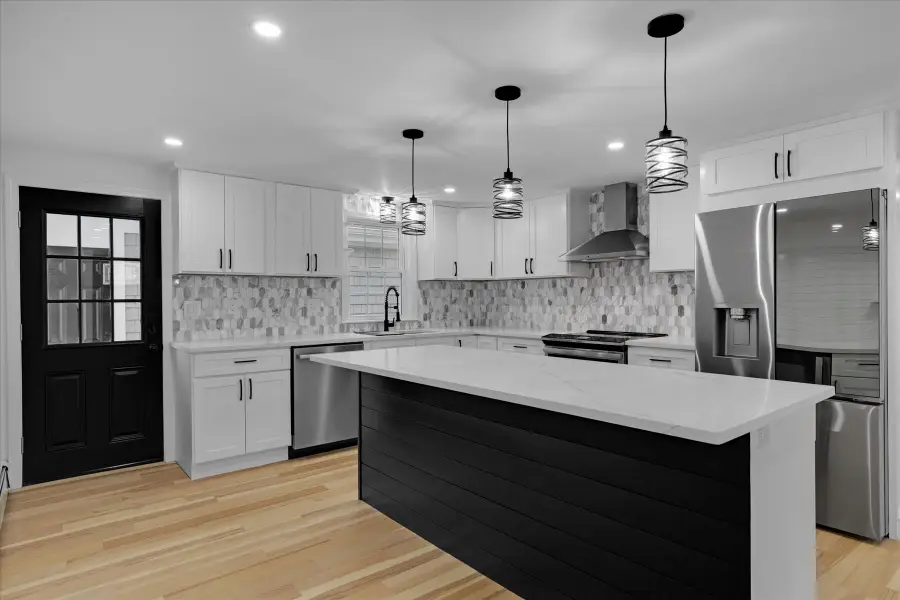 3 Bristol Avenue, Hyannis, MA 02601 - #3