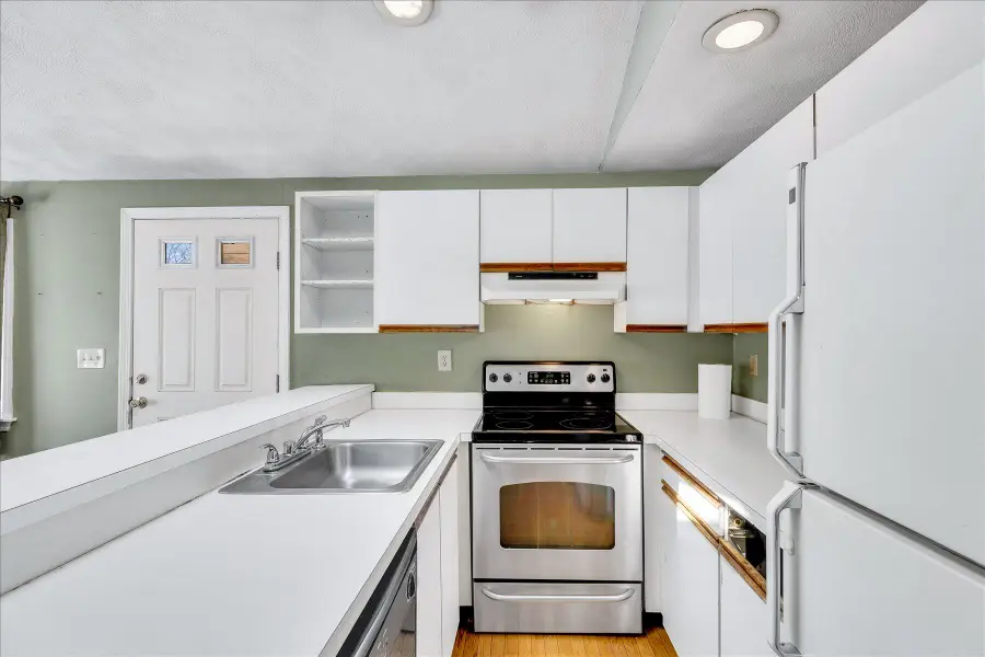 35 Ashumet Road, Mashpee, MA 02649 - #3
