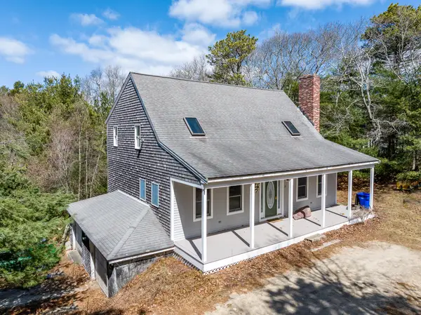 21 Clay Pond Road, Buzzards Bay, MA 02532
