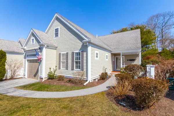 13 Hollyhock Knoll Court #UNIT 13, Buzzards Bay, MA 02532