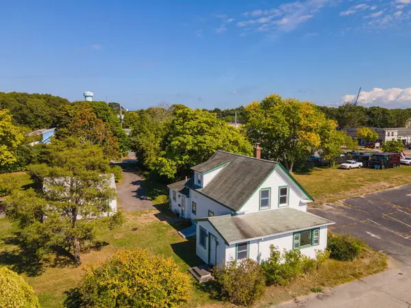 9 Harrison Avenue, Buzzards Bay, MA 02532