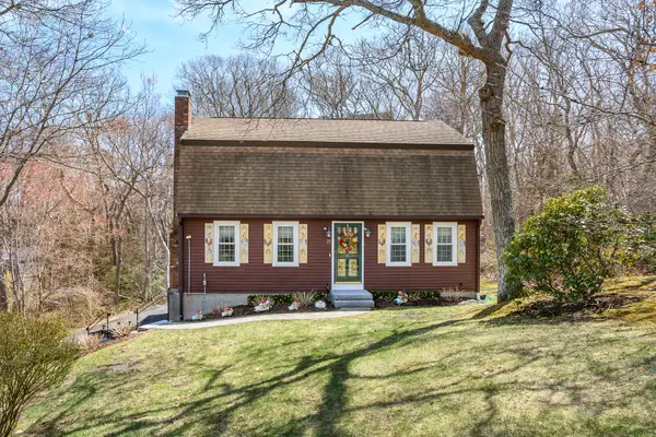 31 Remington Lane, Plymouth, MA 02360