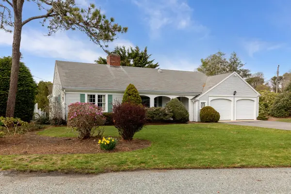 2 Par 3 Drive, South Yarmouth, MA 02664