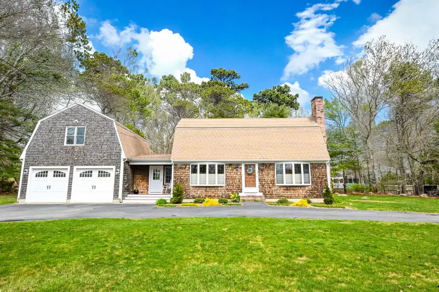 18 Fox Lane, West Falmouth, MA 02540 - #2