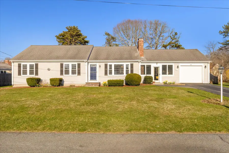 8 Captain Percival Road, South Yarmouth, MA 02664 - #2