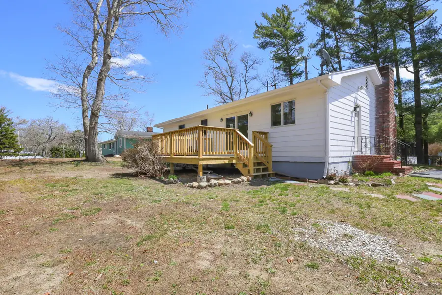 49 Onset Avenue, Buzzards Bay, MA 02532 - #2