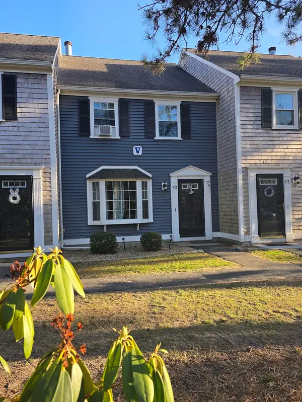 248 Camp Street #APT V2, West Yarmouth, MA 02673
