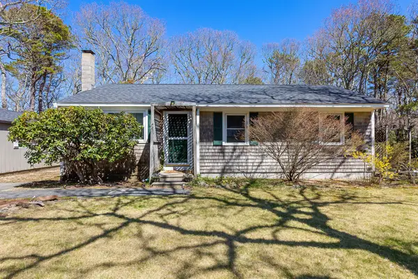 72 W Tupelo Drive, Harwich, MA 02645