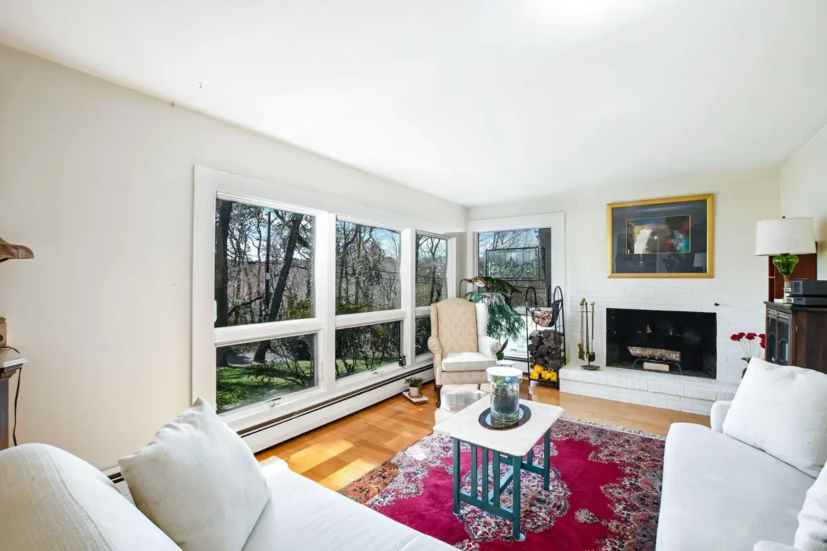 33 Lorraine Road, Teaticket, MA 02536 - #1