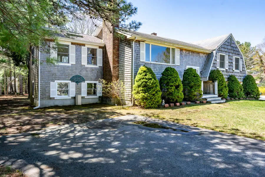 29 Carl Landi Circle, Falmouth, MA 02536 - #2