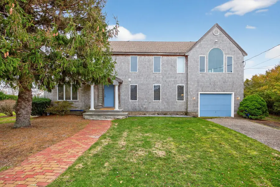 15 Hedge Lane, Falmouth, MA 02540 - #2
