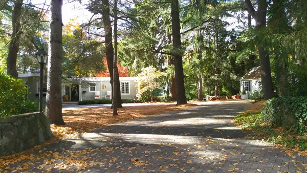 21 Brackenbury Lane, Beverly, MA 01915